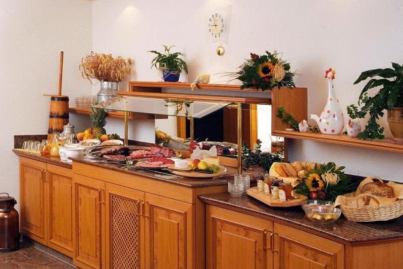 Hotel-Restaurant Sennhuette Im Herzen Des Suedschwarzwalds Kleines Wiesental Екстер'єр фото