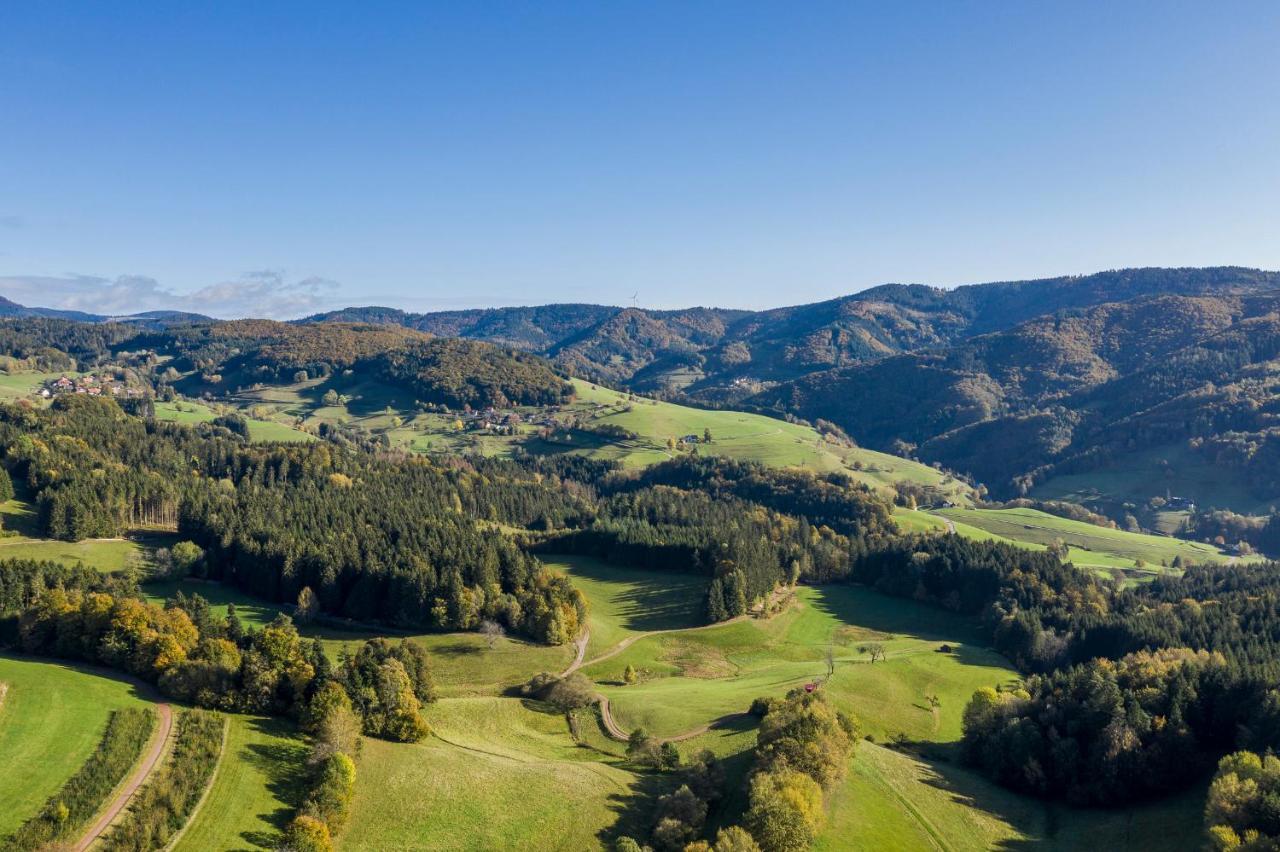 Hotel-Restaurant Sennhuette Im Herzen Des Suedschwarzwalds Kleines Wiesental Екстер'єр фото
